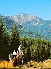 Arrow Lake Horseback Riding